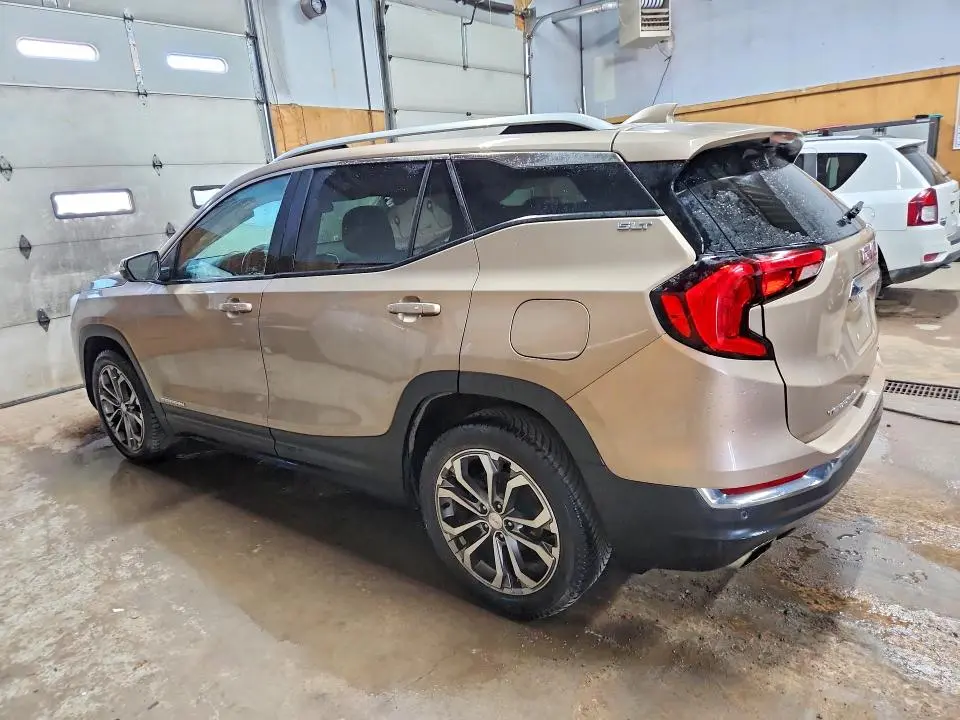 2018 GMC TERRAIN SLT  