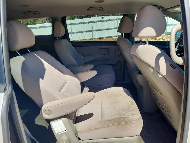 2015 KIA SEDONA LX  