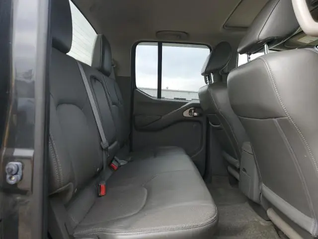 2013 NISSAN FRONTIER S  