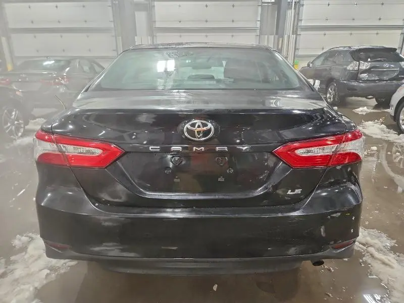 2018 TOYOTA CAMRY LE  