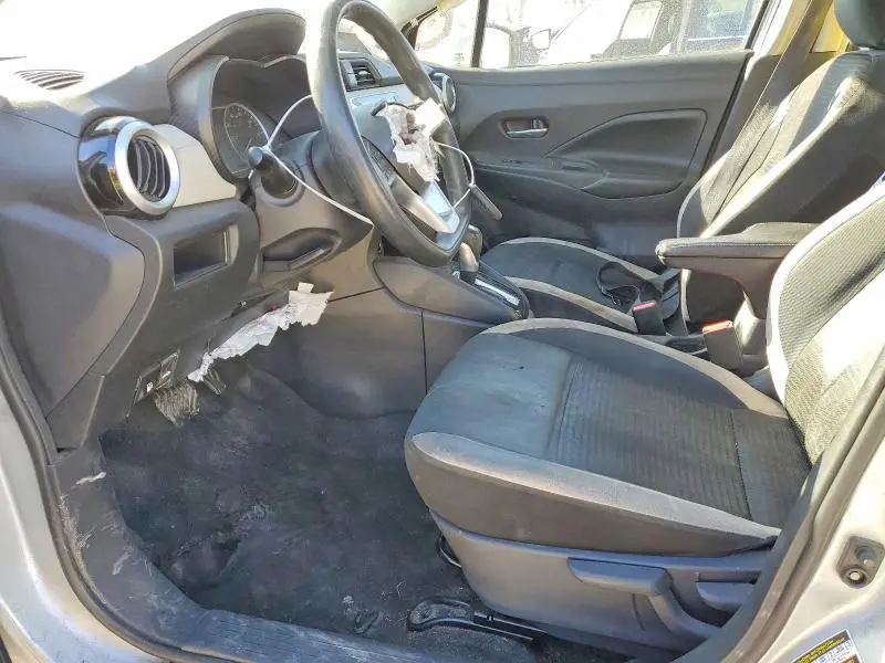 2020 NISSAN VERSA SV  