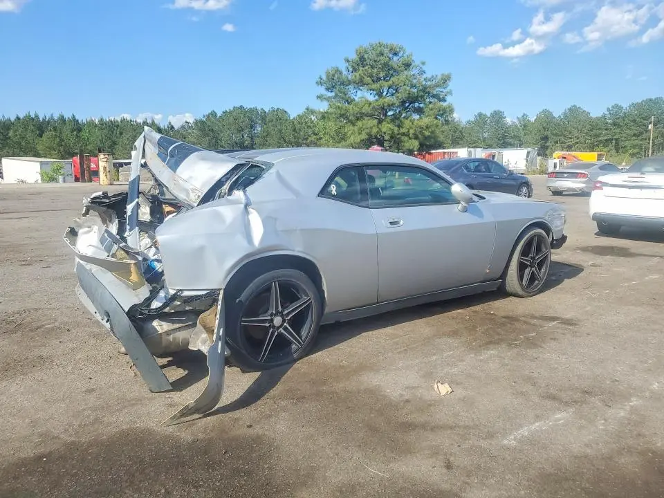 2010 DODGE CHALLENGER SE  