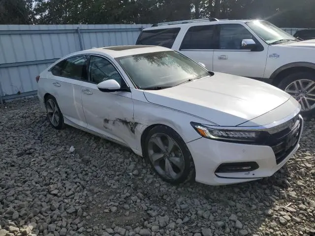 2018 HONDA ACCORD TOURING  