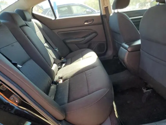 2021 NISSAN ALTIMA SV  