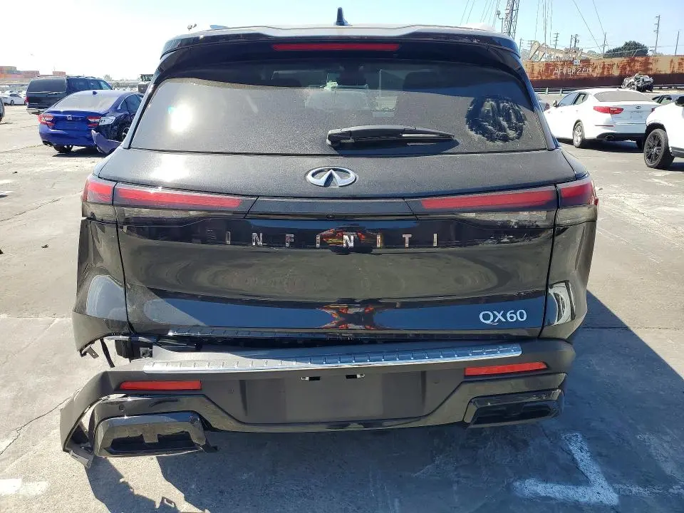 2024 INFINITI QX60 LUXE  