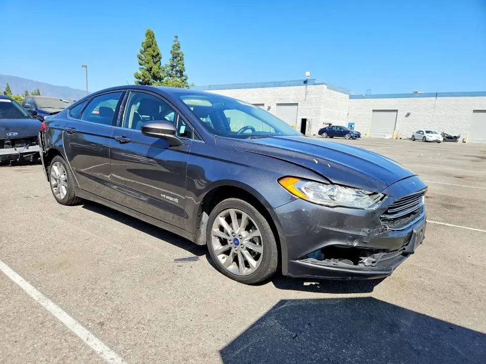 2017 FORD FUSION SE HYBRID  