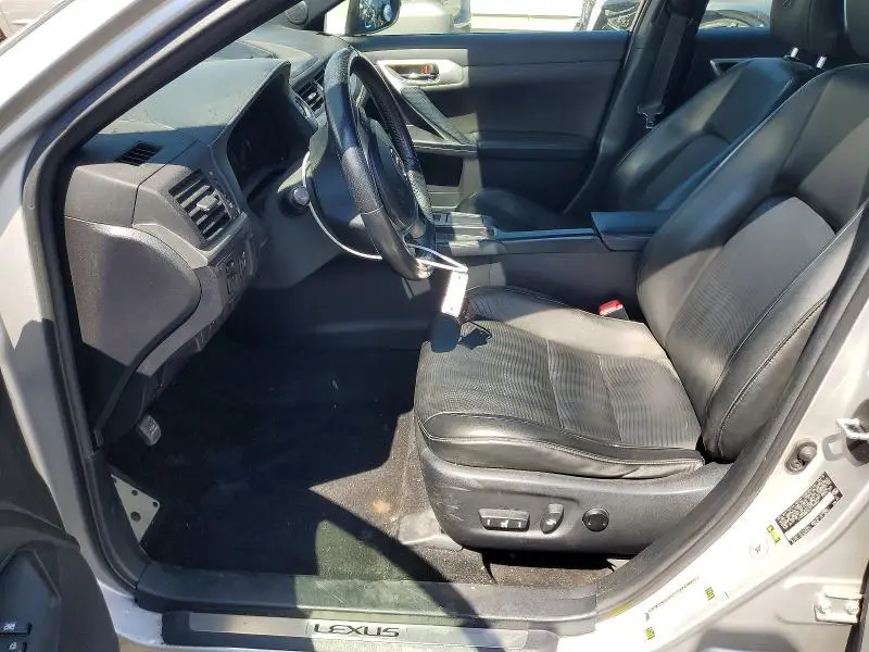 2012 LEXUS CT 200  