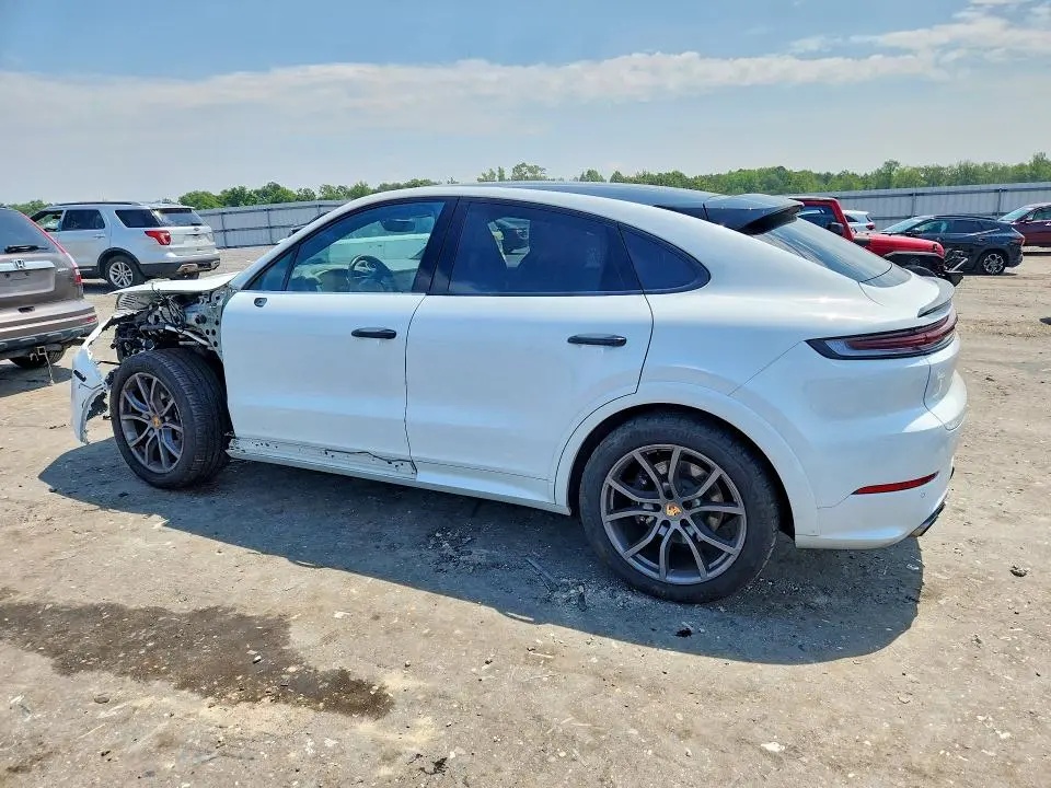 2024 PORSCHE CAYENNE COUPE  