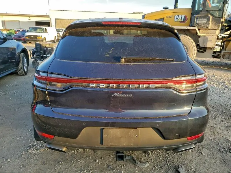2019 PORSCHE MACAN   