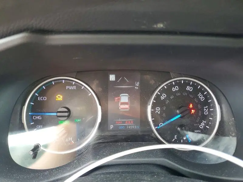 2022 TOYOTA RAV4 XLE  