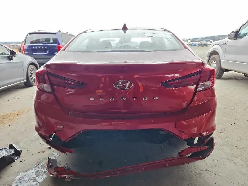 2020 HYUNDAI ELANTRA SEL  