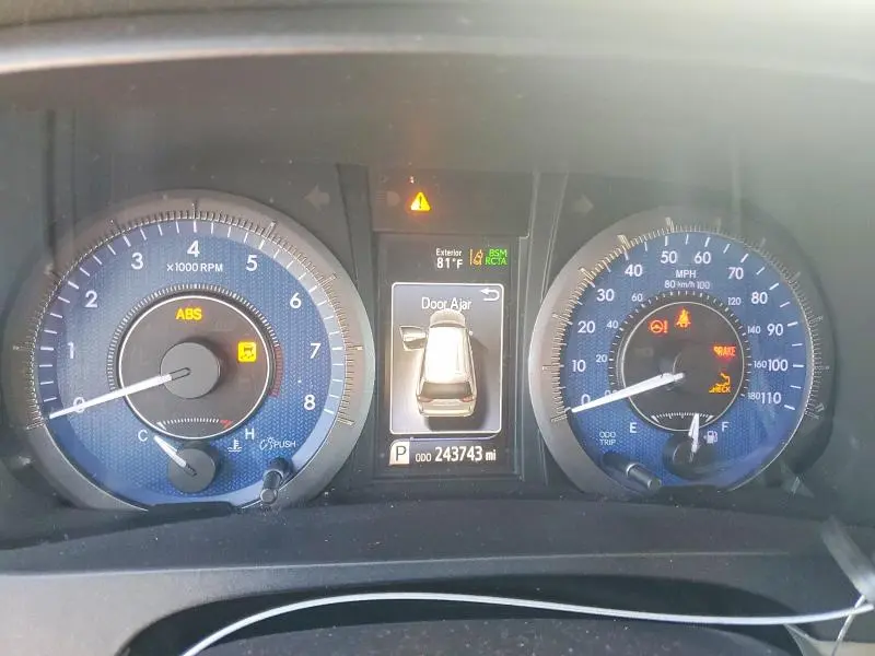 2019 TOYOTA SIENNA XLE 8-PASSENGER  