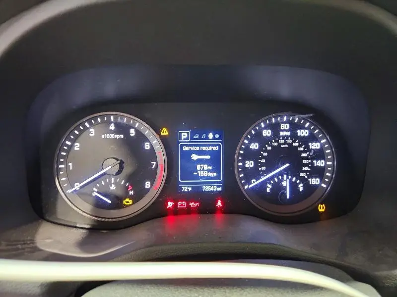 2017 HYUNDAI TUCSON SE  