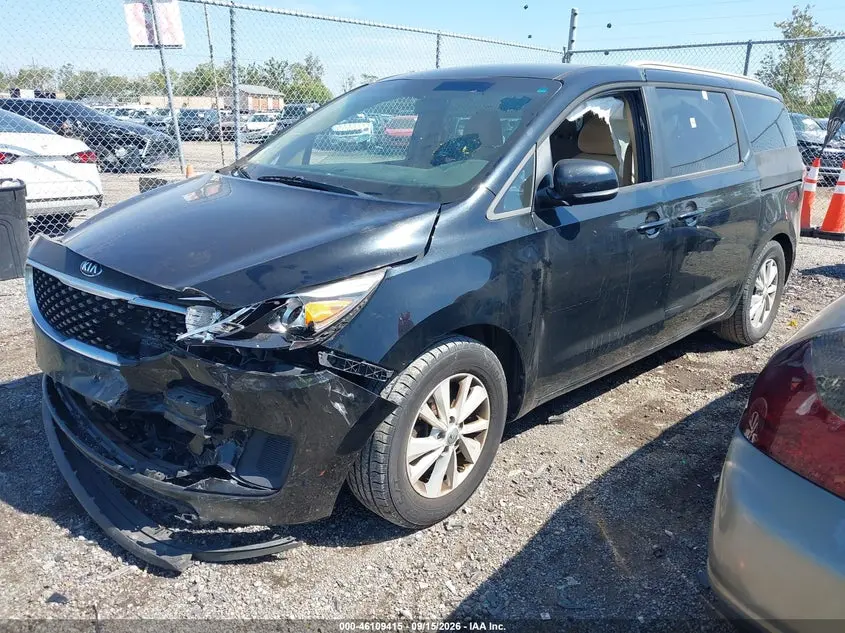 2016 KIA SEDONA LX