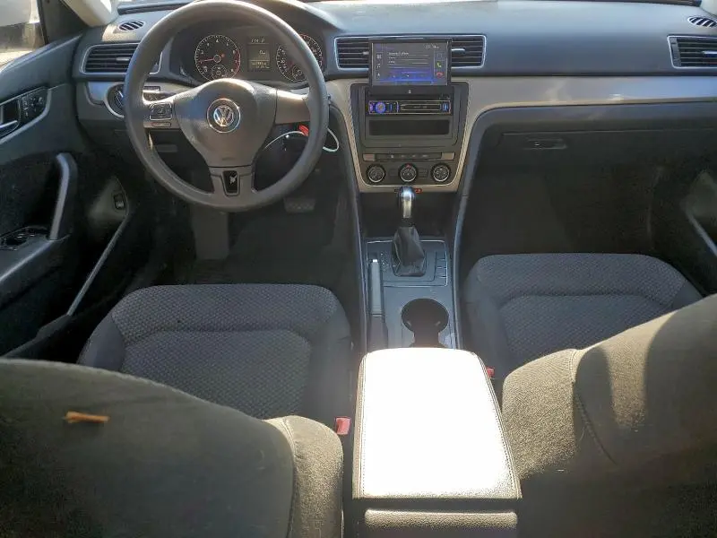 2014 VOLKSWAGEN PASSAT S  