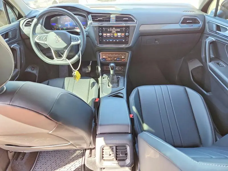2024 VOLKSWAGEN TIGUAN SE  