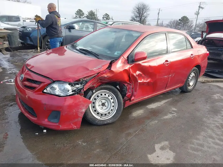 2012 TOYOTA COROLLA LE