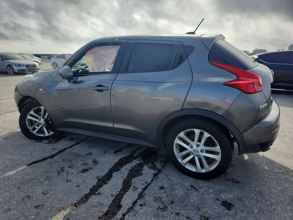 2011 NISSAN JUKE S  