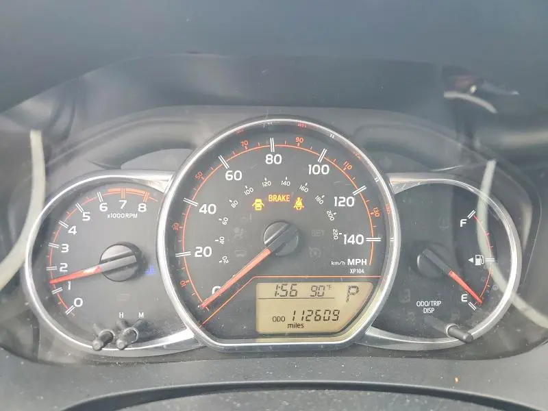 2016 TOYOTA YARIS 5-DOOR SE  