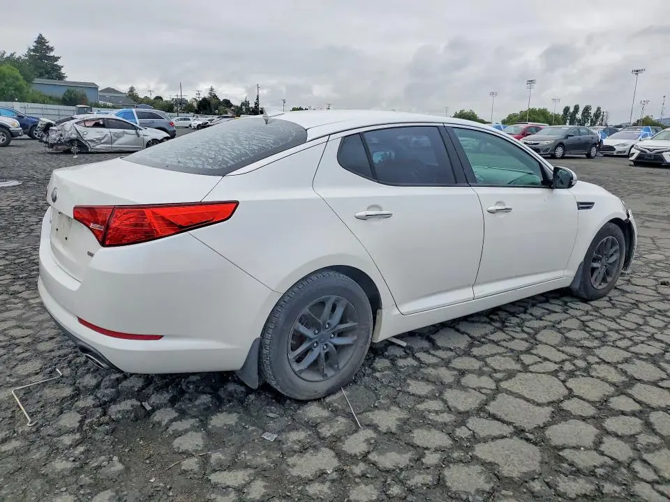 2013 KIA OPTIMA LX  