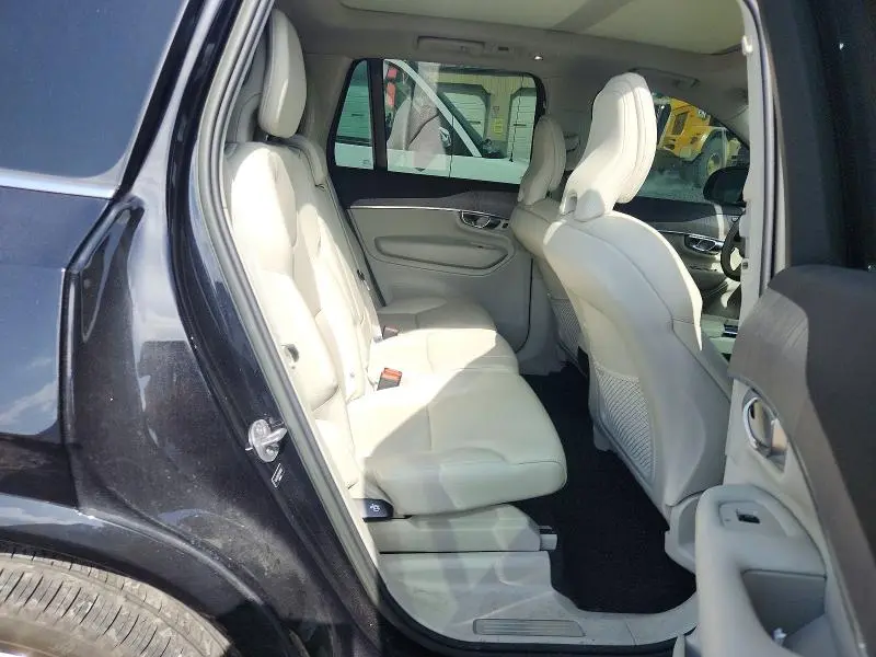 2023 VOLVO XC90 PLUS  
