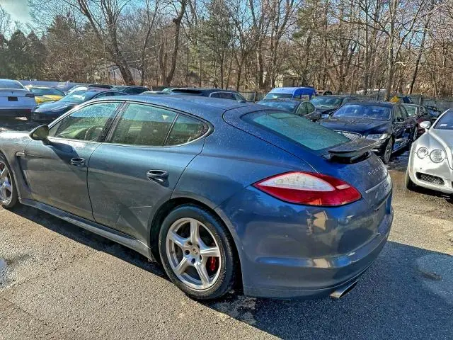 2013 PORSCHE PANAMERA 2  