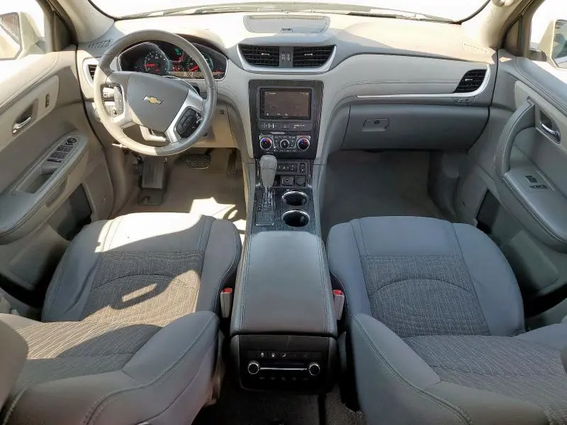 2015 CHEVROLET TRAVERSE LT  