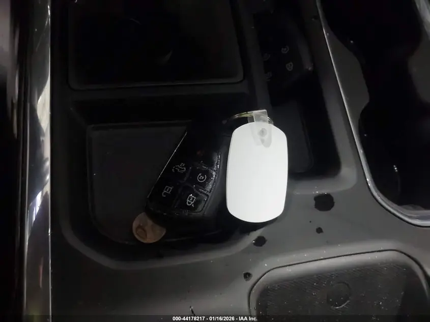 2024 CHEVROLET SILVERADO 1500 4WD  SHORT BED RST