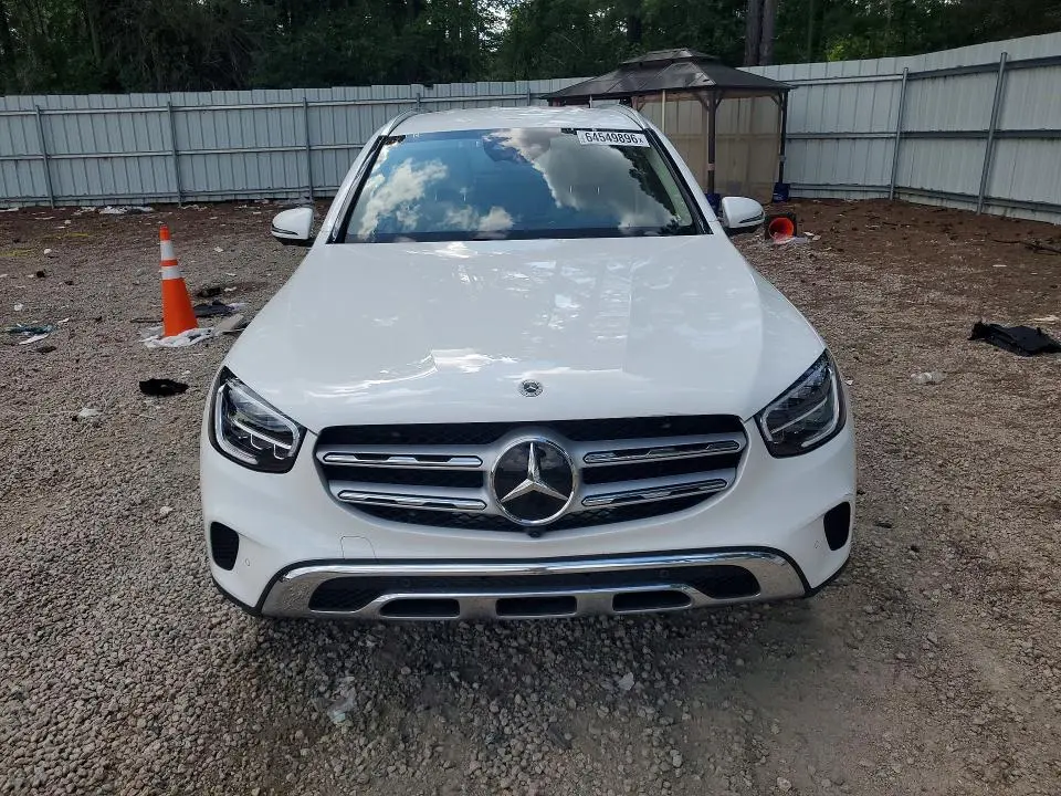 2022 MERCEDES-BENZ GLC 300  