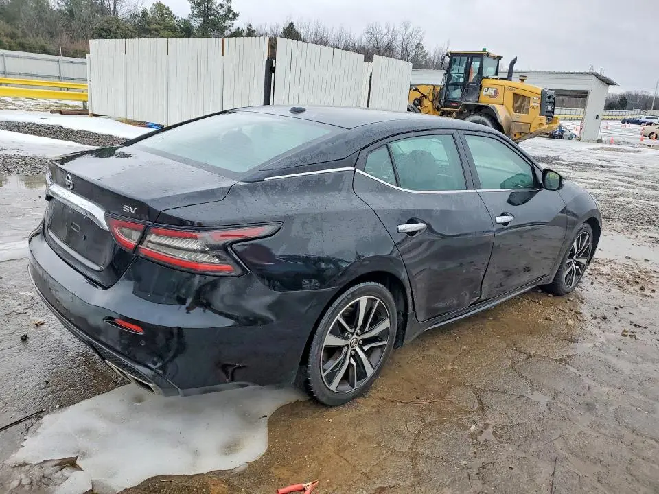 2021 NISSAN MAXIMA SV  