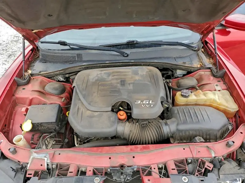 2012 DODGE CHARGER SE  