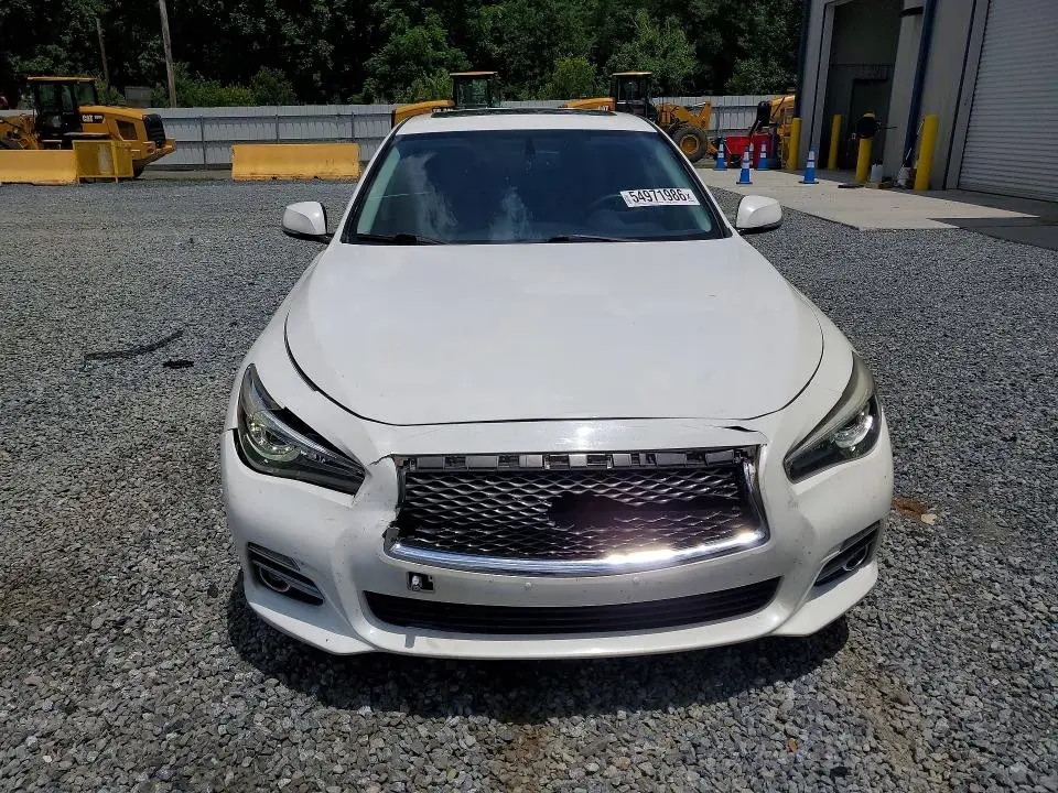 2016 INFINITI Q50   