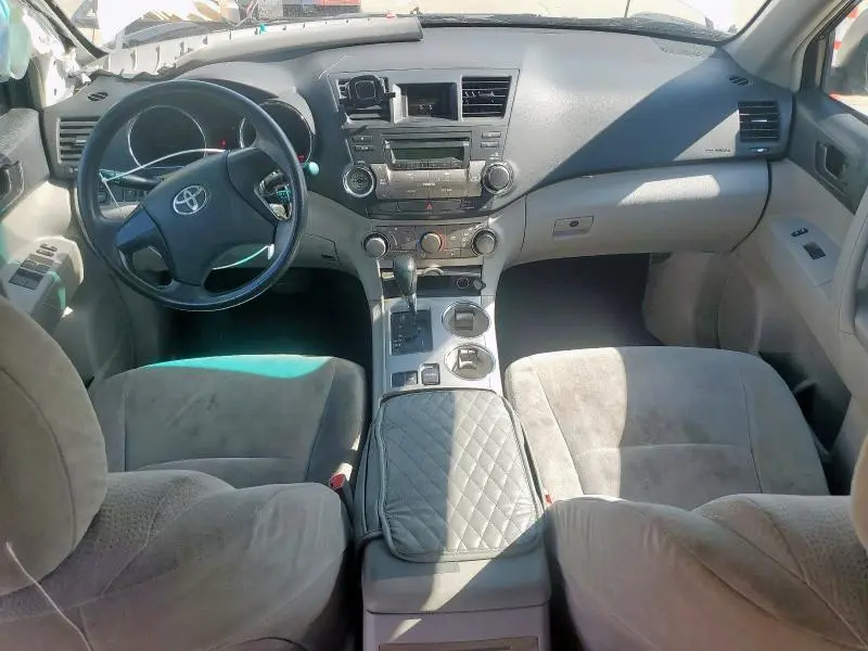 2012 TOYOTA HIGHLANDER BASE  