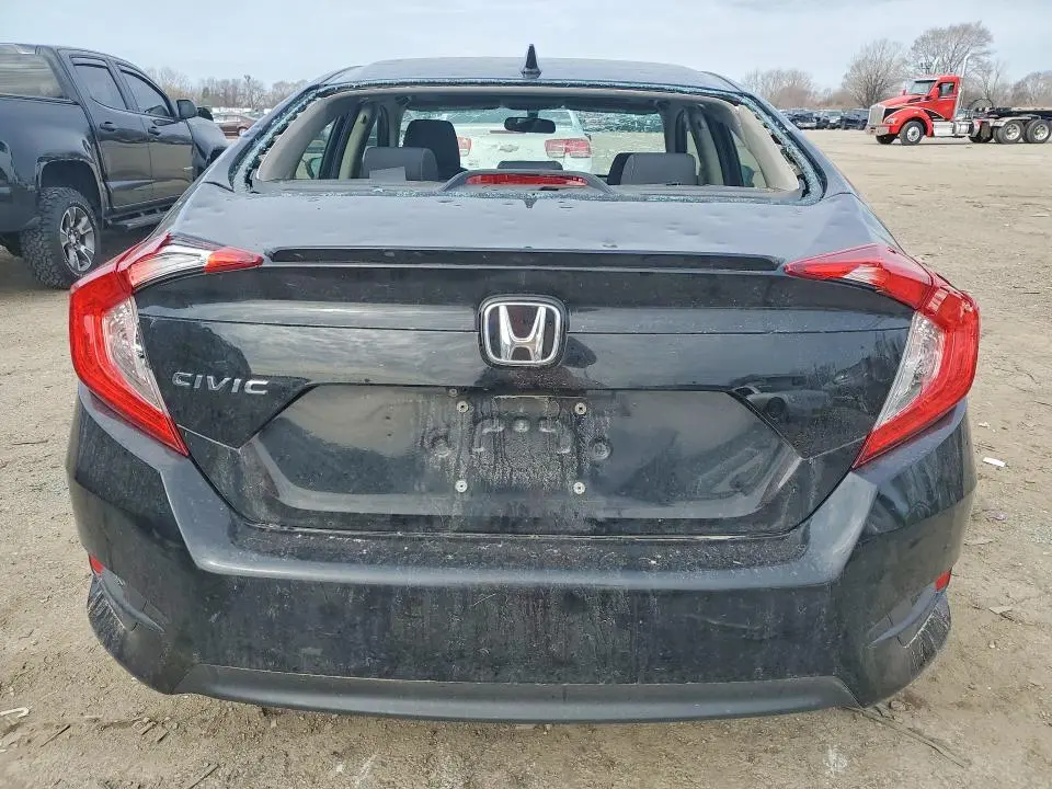 2018 HONDA CIVIC EX  