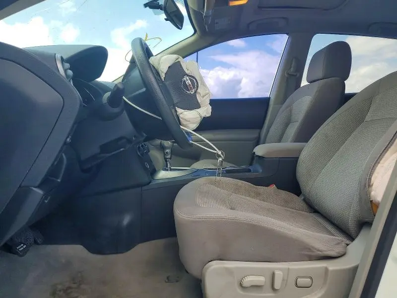 2012 NISSAN ROGUE   