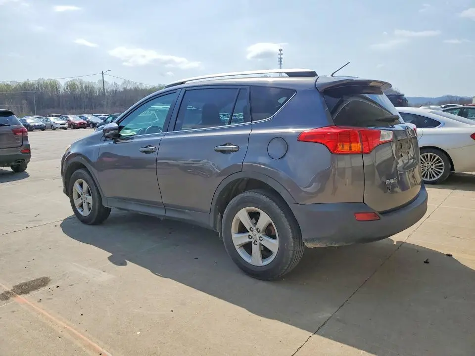 2014 TOYOTA RAV4 XLE  
