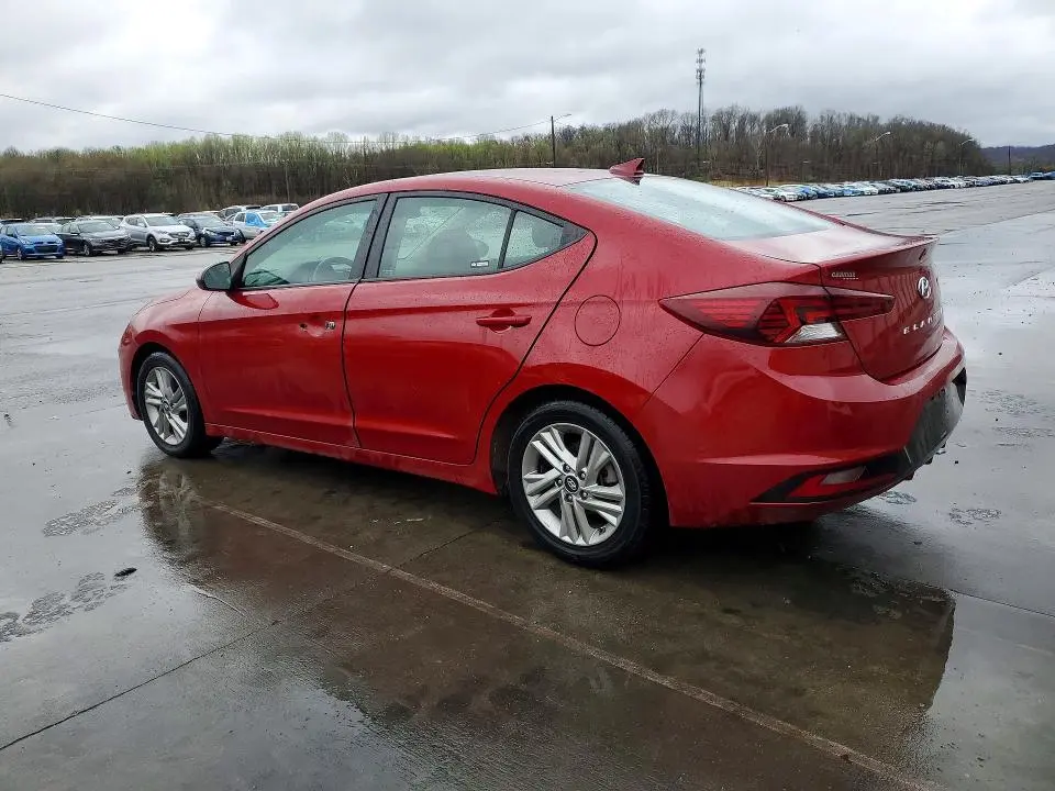 2020 HYUNDAI ELANTRA SEL  