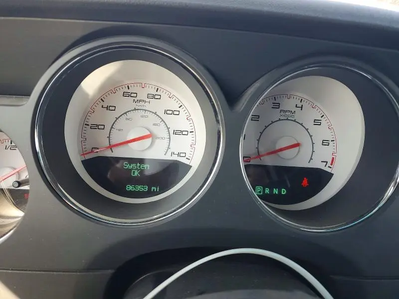 2013 DODGE CHALLENGER SXT  
