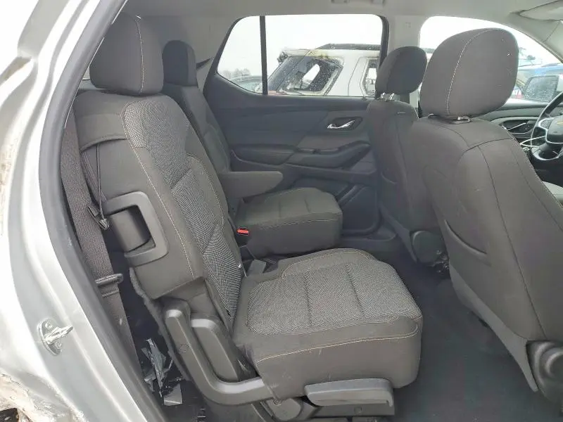 2020 CHEVROLET TRAVERSE LT  