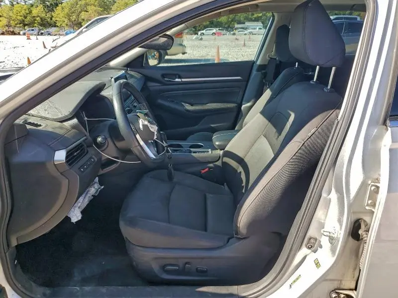 2019 NISSAN ALTIMA SV  