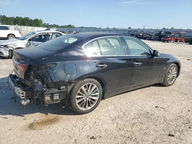2018 INFINITI Q50 LUXE  
