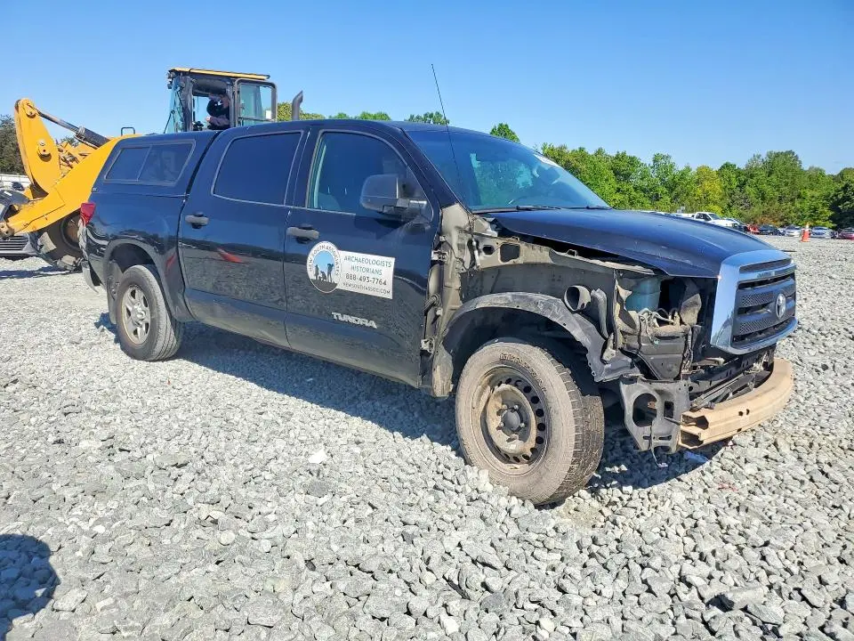 2011 TOYOTA TUNDRA CREWMAX SR5  