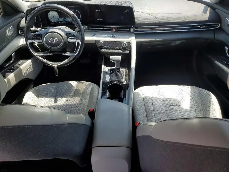 2022 HYUNDAI ELANTRA LIMITED  