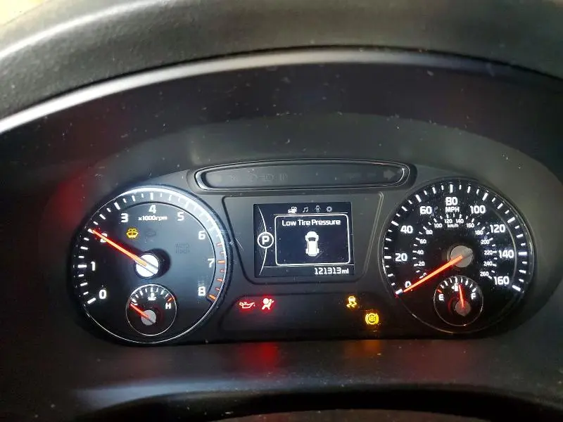 2016 KIA SORENTO LX  