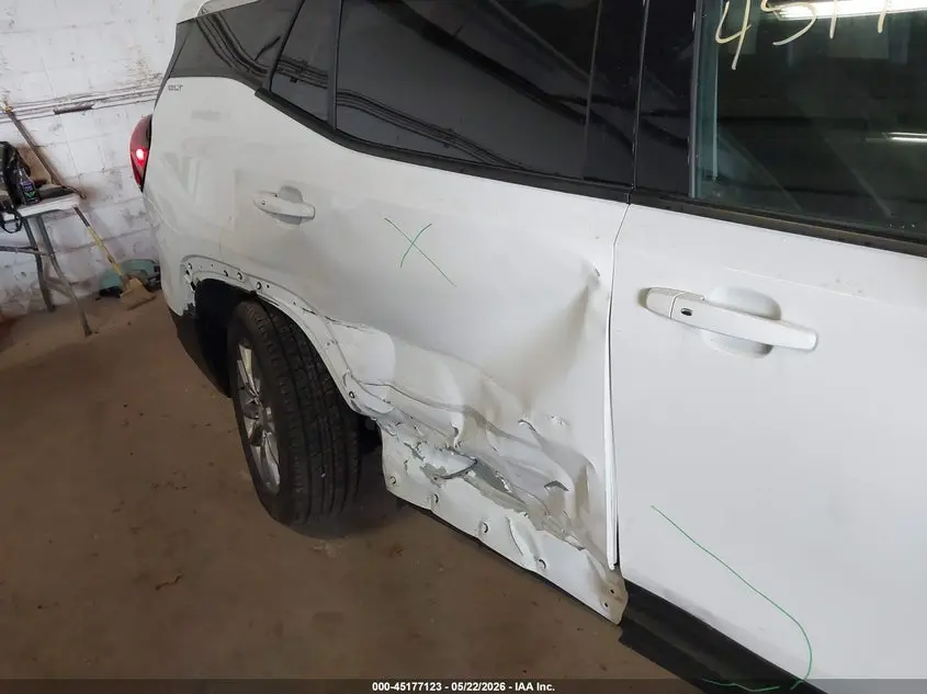 2024 GMC TERRAIN AWD SLT