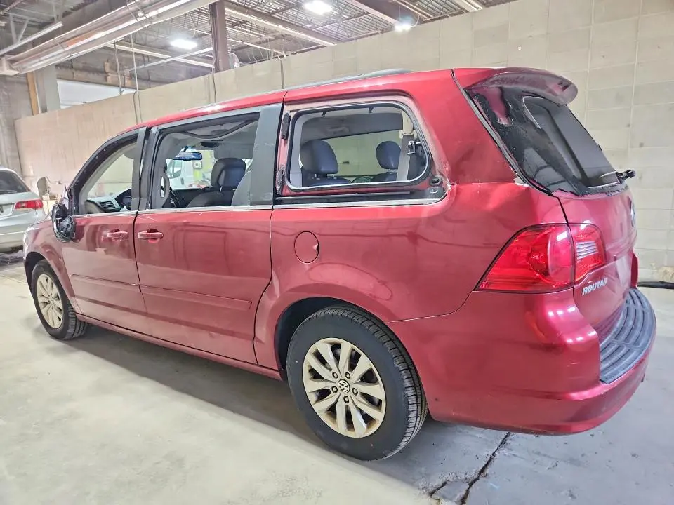 2014 VOLKSWAGEN ROUTAN SE  