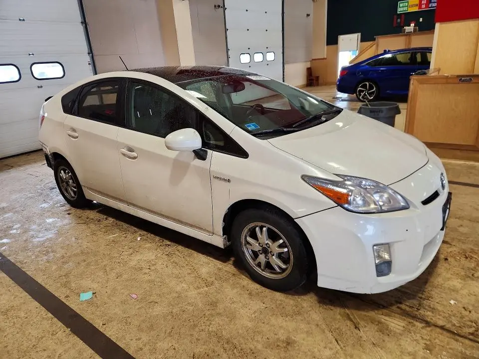 2010 TOYOTA PRIUS IV  