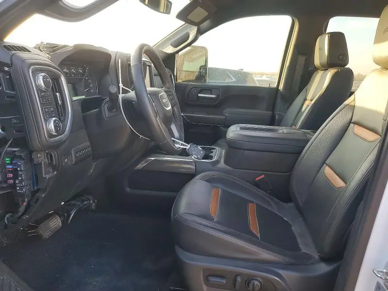 2022 GMC SIERRA K2500 AT4  