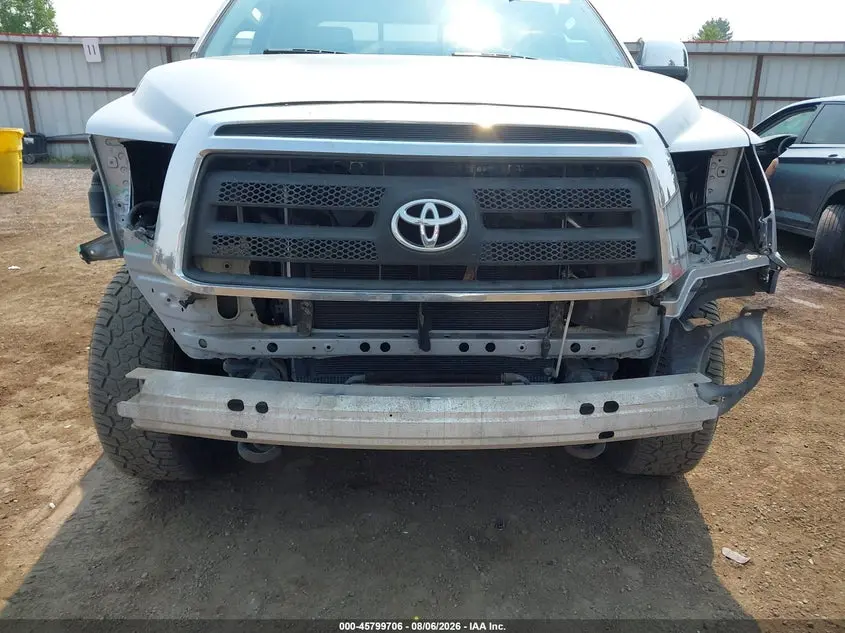 2013 TOYOTA TUNDRA GRADE 5.7L V8