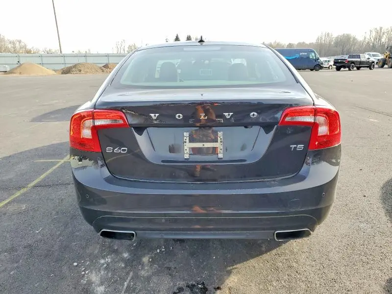 2015 VOLVO S60 PREMIER  